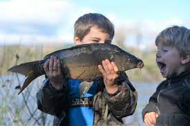 Comment apprendre à pêcher à un enfant ?